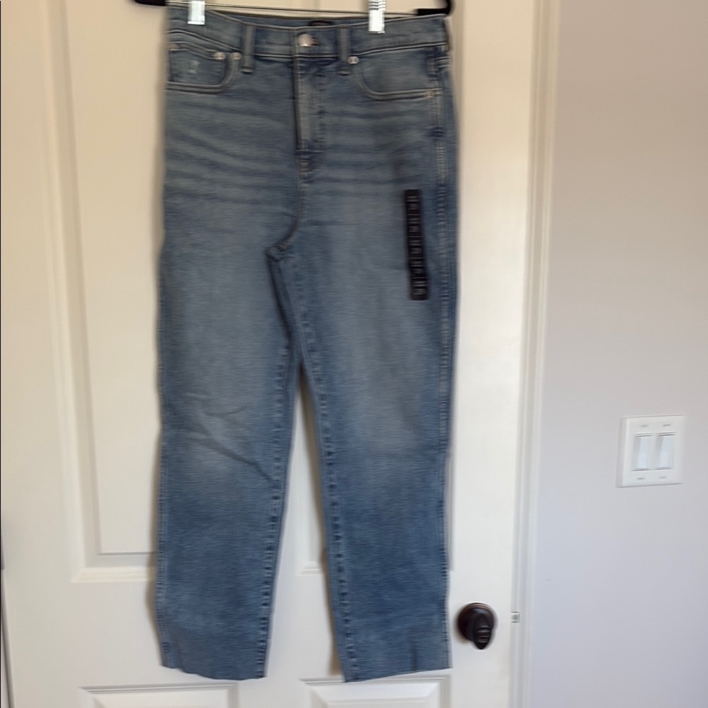 Womens Blue Jeans - classic wash